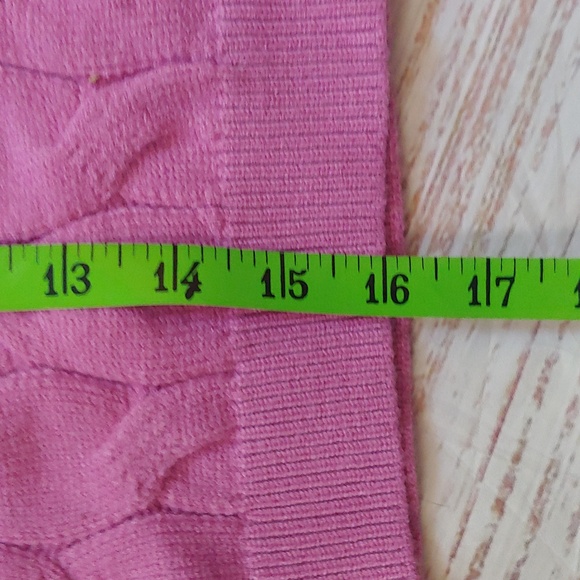 Pink Rose Cableknit Cropped Sweater Cropped NWT - Picture 6 of 7